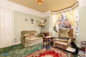 Sitting Room- click for photo gallery